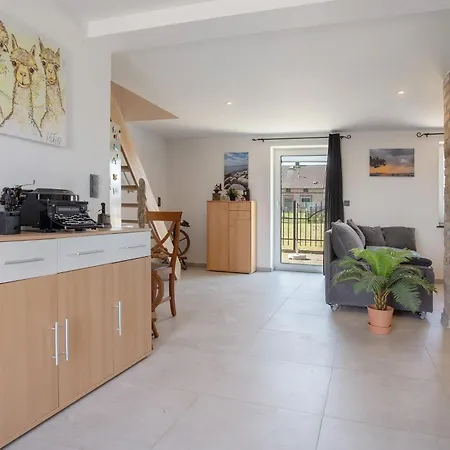 Familienfreundliche Alpakafarm Apartament